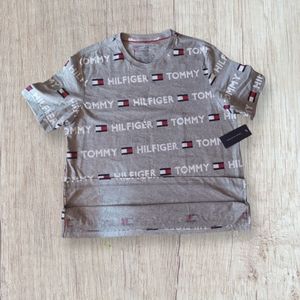 Tommy hilfiger men's t-shirt Size M